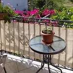 Alexandra's House 3*