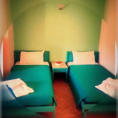 Alexandra's House Konukevi İskados