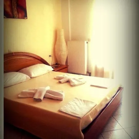 Alexandra's House Konukevi 3*