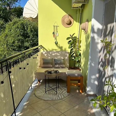 Alexandra's House 3*