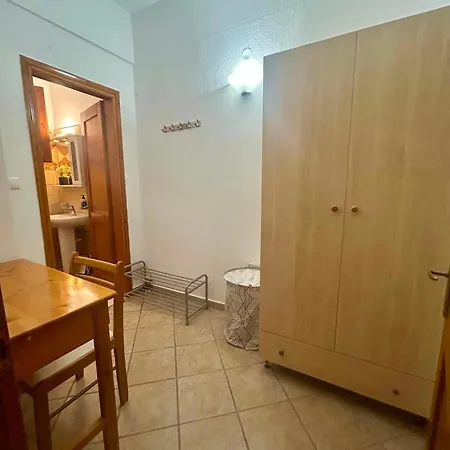 Alexandra's House 3*