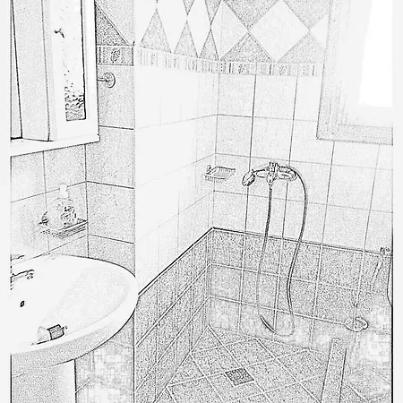 Alexandra's House 2*