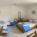 בית הארחה Alexandra's House