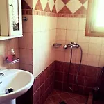 Alexandra's House 3*