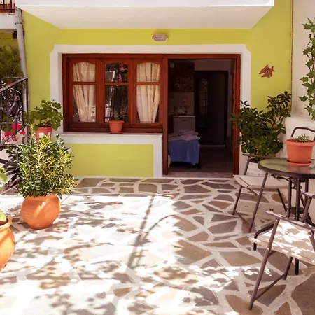 Casa de hóspedes Alexandra's House Skiathos Town
