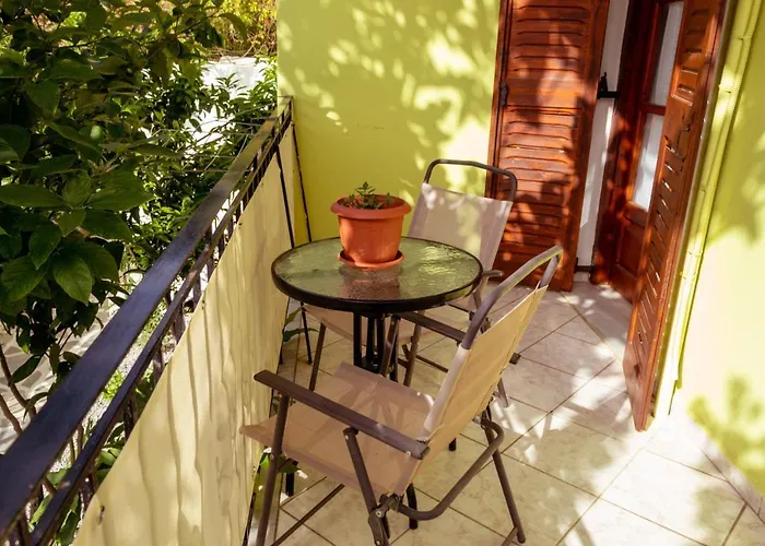 Alexandra's House 3* העיירה סקיאתוס