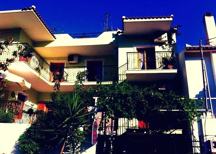 Alexandra's House בית הארחה