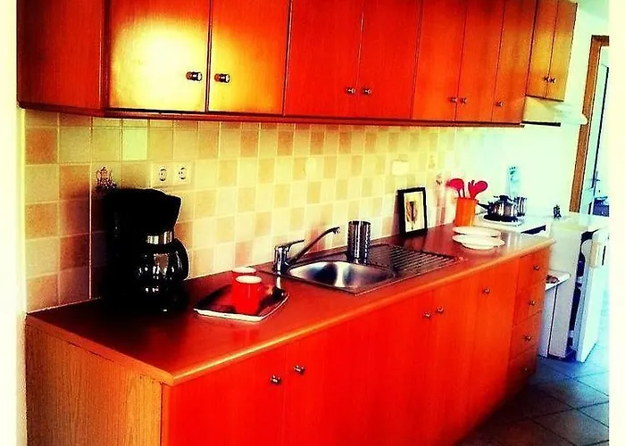 Alexandra's House בית הארחה