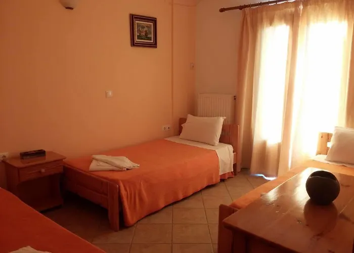 Alexandra's House בית הארחה העיירה סקיאתוס